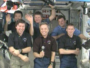 160328main_iss_063009 The Expedition 20 crew aboard the International Space Station talks with students from the 2009 International Space University Space Studies Program. Credit: NASA TV