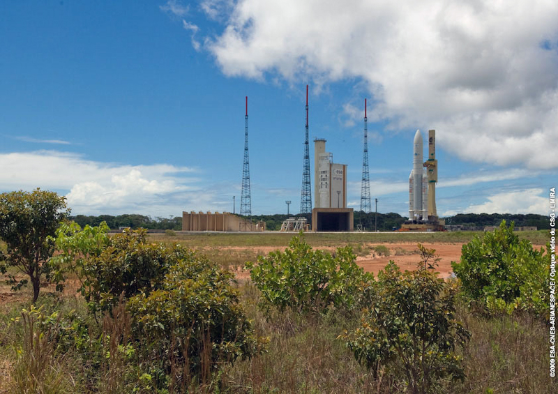 606-lg Ariane 5 On Launch Pad